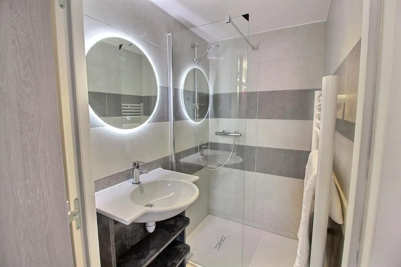 118935 - 4 Personnes A Apartmán Paříž